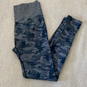 Blue camo legging